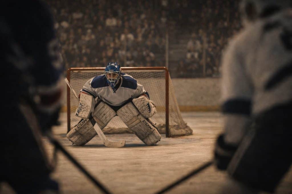 Cómo cambia el partido cuando el portero está “solo” en hockey